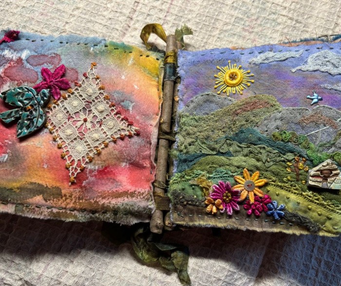 New CAG Class: Mountaintop Vista Fabric Book with Susan Edmonson